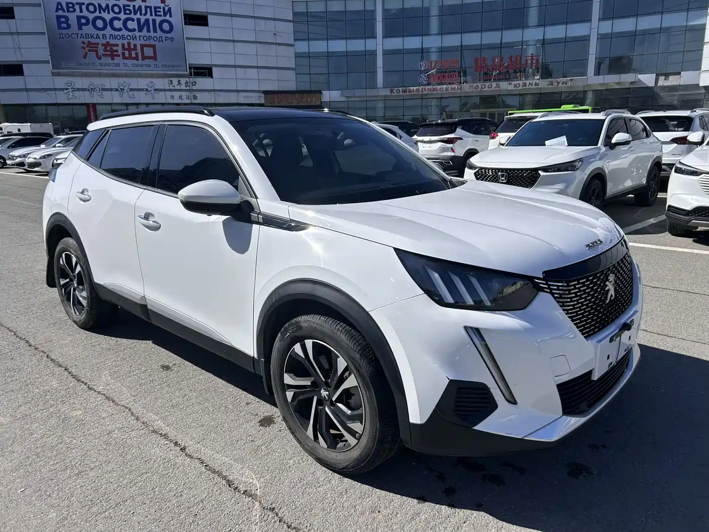 PEUGEOT 2008