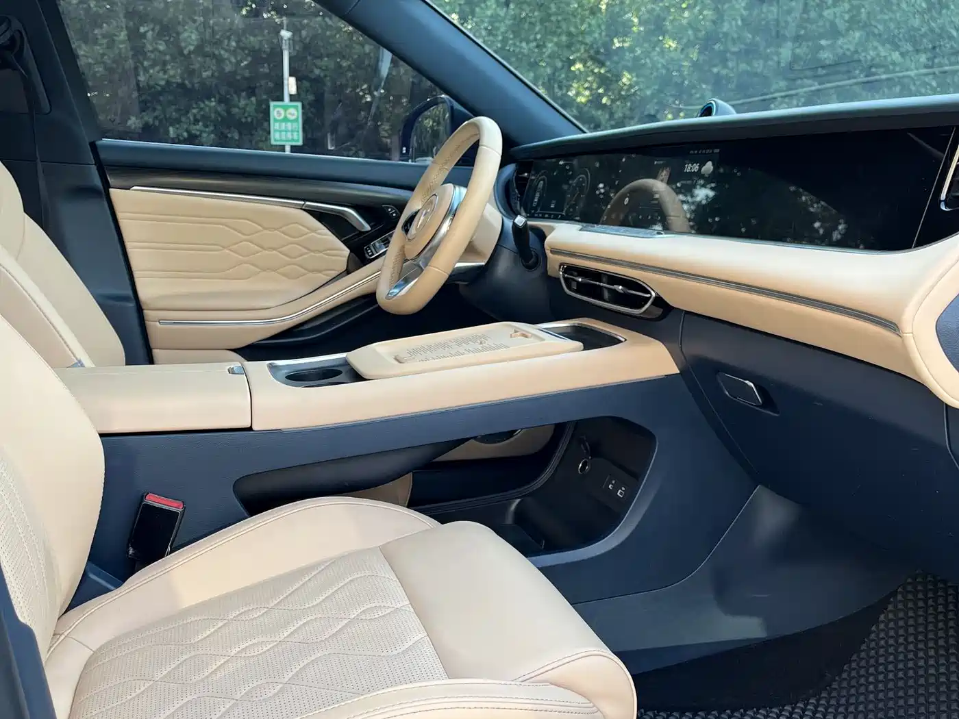 Voyah Auto VOYAH FREE 2024 Ultra Long Range Intelligent Driving Edition фото 10