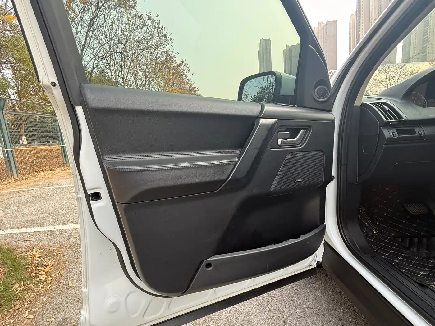 Land Rover Freelander 2 2013 2.2T SD4 S Diesel фото 7