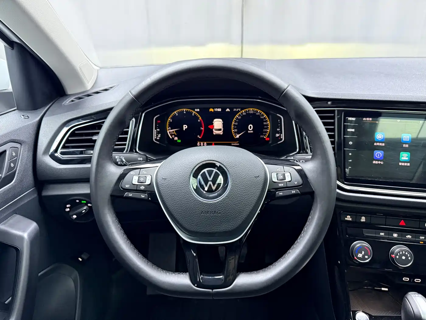 Volkswagen T-ROC 2022 280TSI DSG 2WD Comfort PLUS фото 5