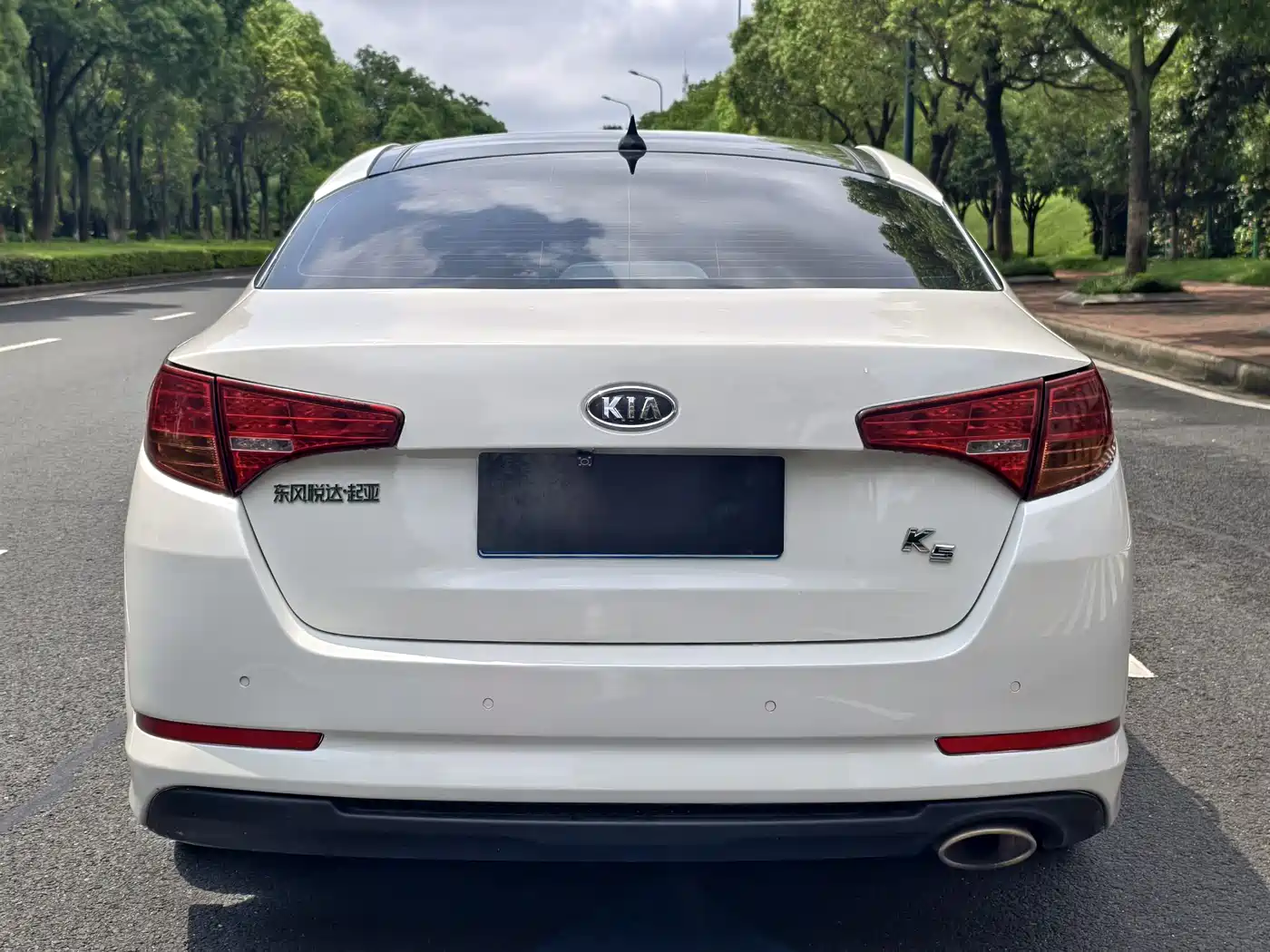 Kia K5 2012 2.0L Automatic DLX-2 фото 8