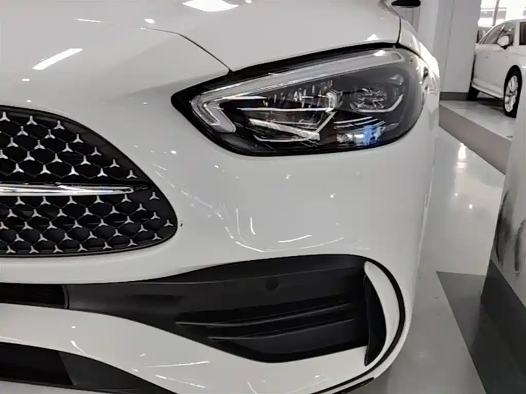 Mercedes-Benz C-Class 2025 Facelift C 260 L Night Sport Edition фото 24