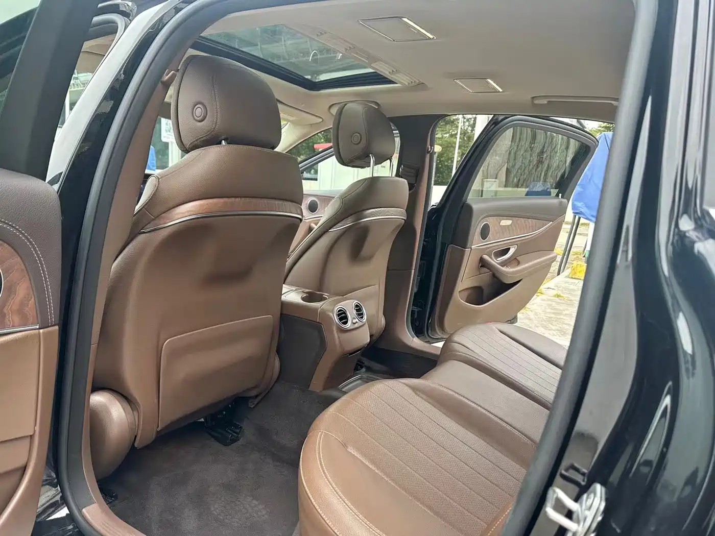 Mercedes-Benz E-Class 2019 E 260 L фото 6