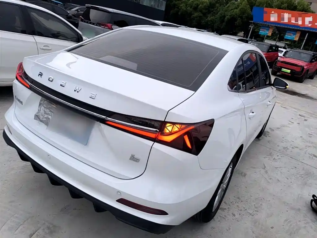 Roewe i5 2026 2026 1.5L CVT Luxury