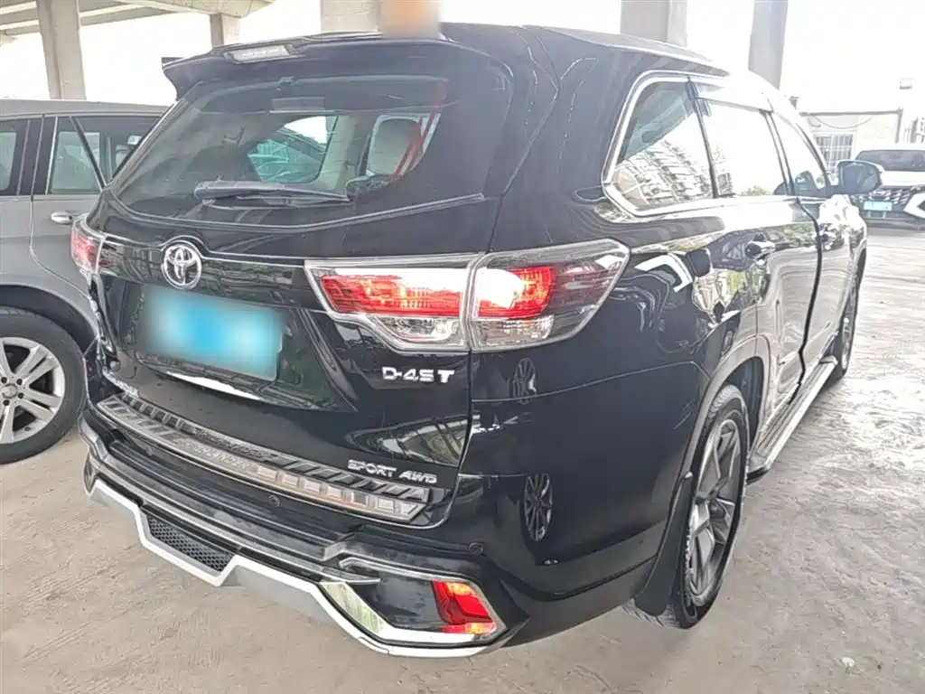 Toyota Highlander 2015 2.0T AWD Luxury Edition 7-seater фото 7