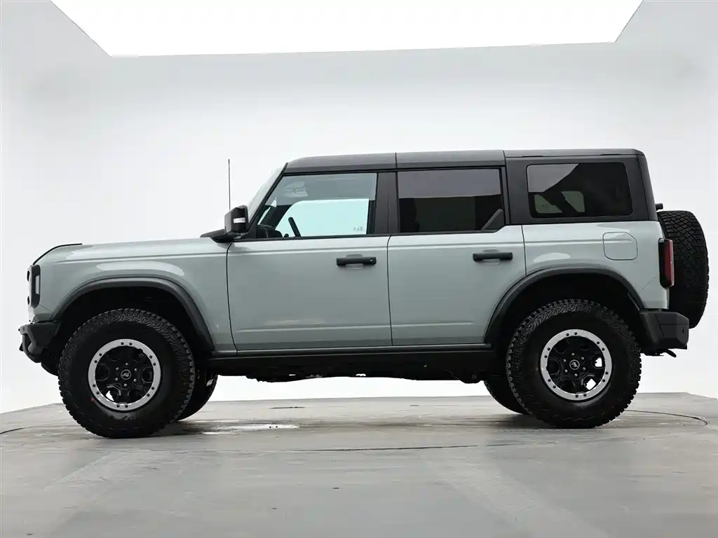 Ford Bronco 2025 2024 2.3T Badlands