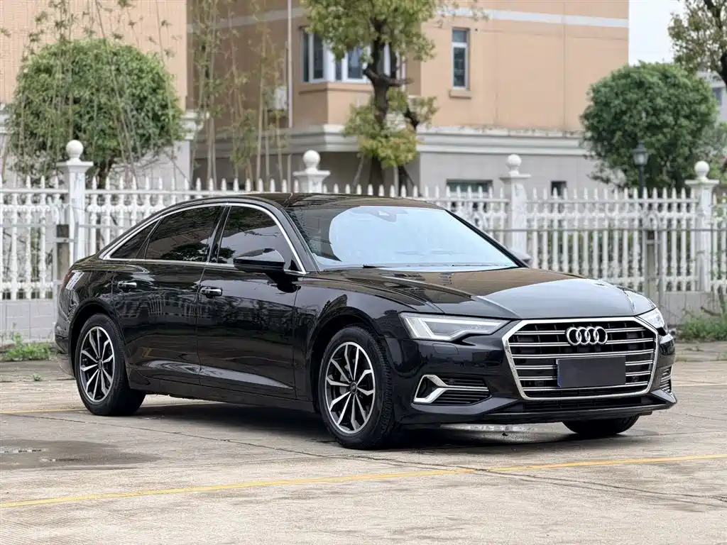 Audi A6L 2024 40 TFSI Luxury Elegance фото 20