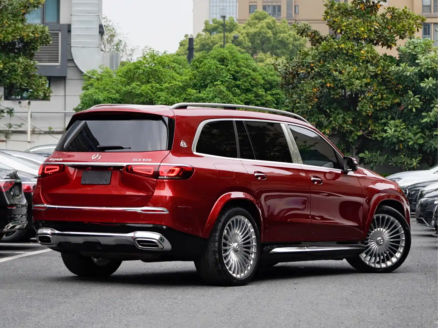 Mercedes-Benz Maybach GLS 2021 GLS 600 4MATIC Etiquette Edition фото 5