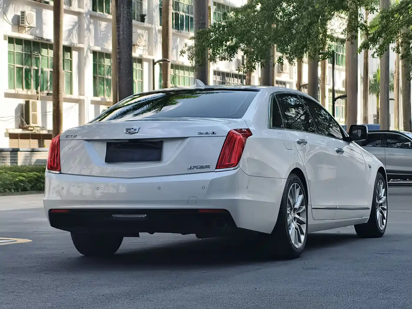 Cadillac CT6 2016 28T Platinum Edition фото 19