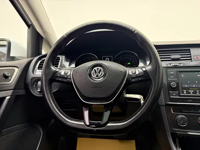 Volkswagen Golf 2018 230TSI Automatic Comfort фото 13