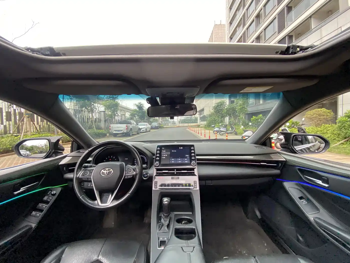 Toyota Avalon 2019 2.0L Luxury Edition (China VI) фото 4