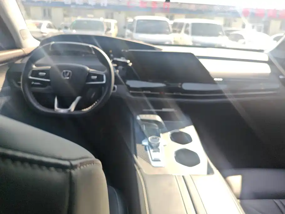 Changan UNI-K 2024 2024 2.0T FWD Premium
