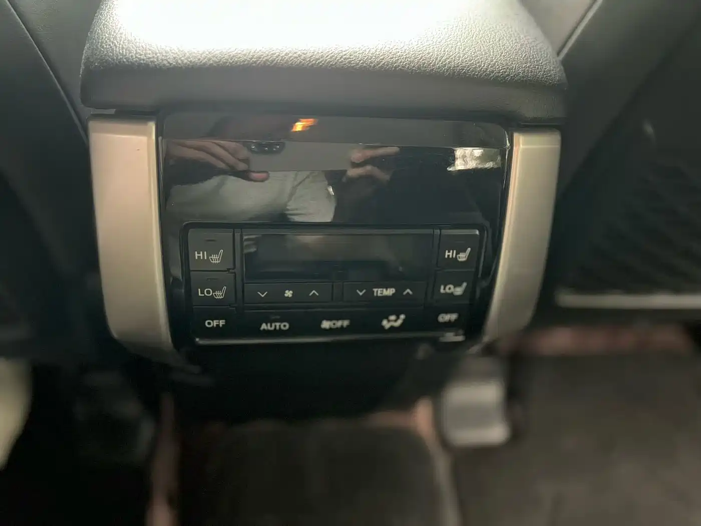 Toyota Prado 2018 3.5L Auto TX-L фото 8