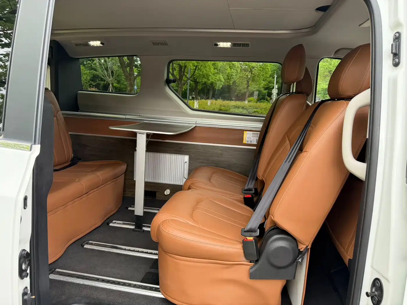 SAIC Maxus RG10 2019 2.0TGI Pop-top Camper Sunshine Edition фото 13