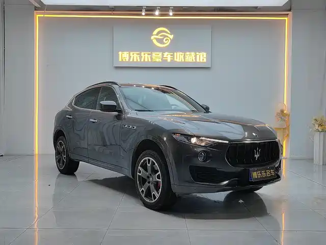 Maserati Levante 2016 3.0T Standard — фото 3