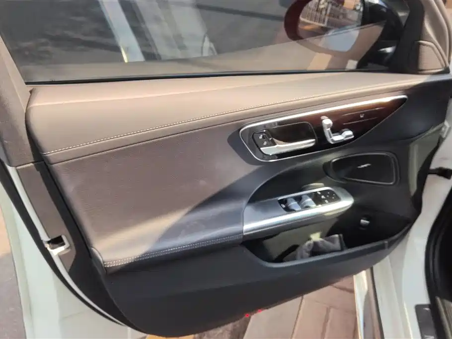 Mercedes-Benz C-Class 2024 C 260 L Sport фото 7