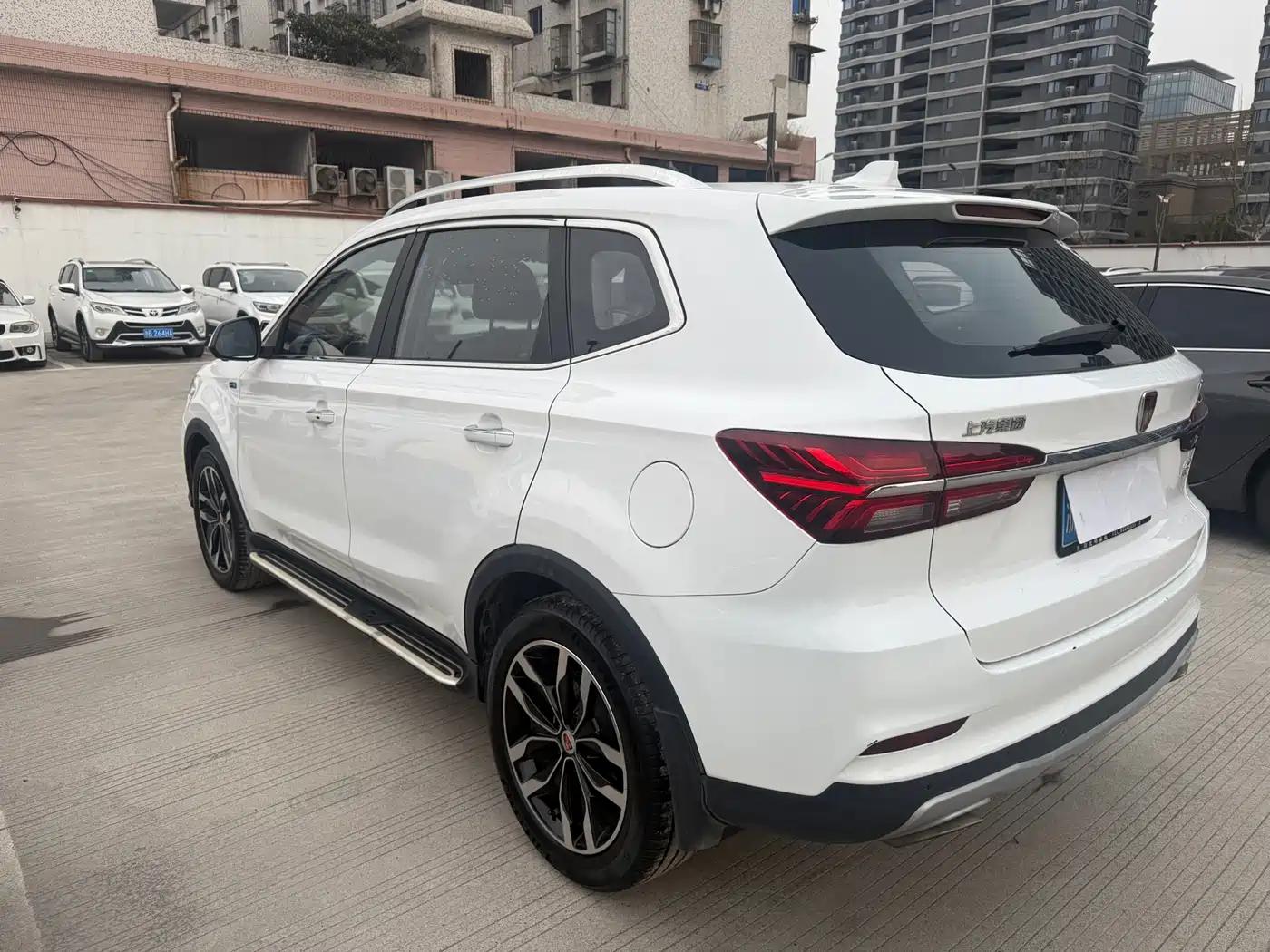 ROEWE RX5