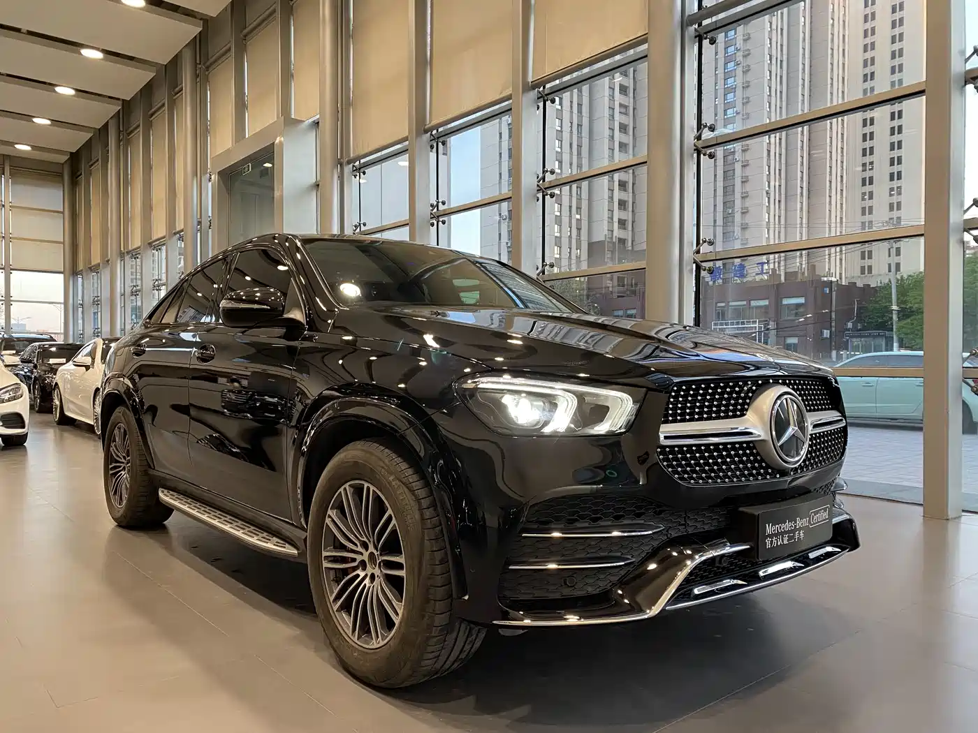 Mercedes-Benz GLE Coupe 2020 GLE 350 4MATIC Coupe SUV Fashion фото 3