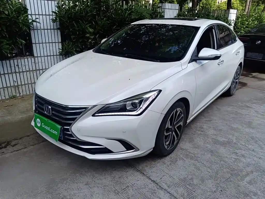 Photo 1 - Changan Eado