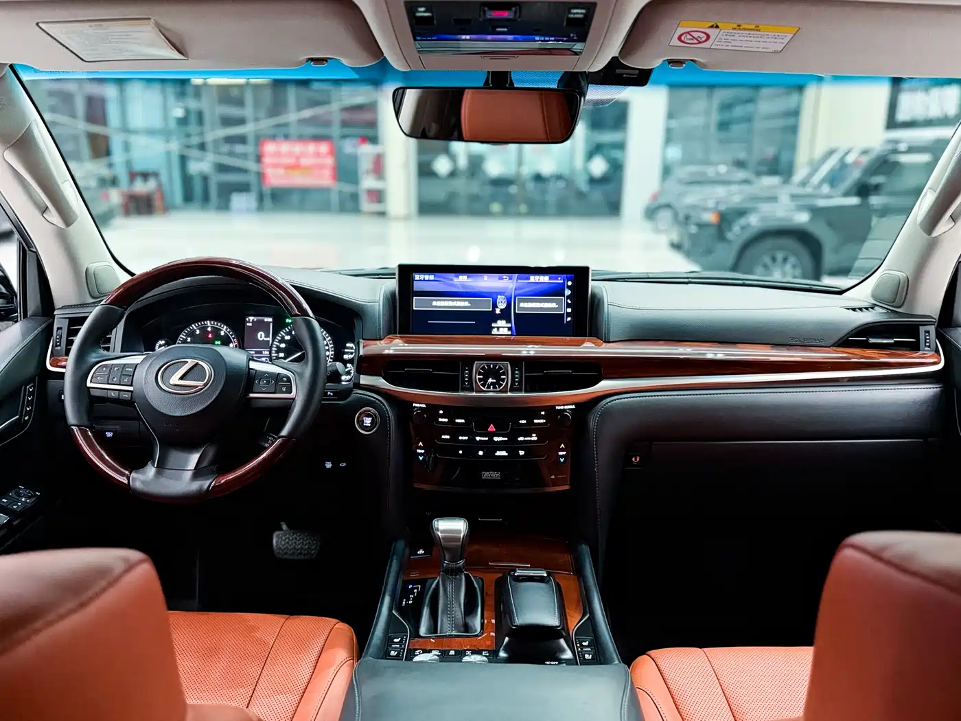 Lexus LX 2019 570 Dynamic Luxury Edition фото 7