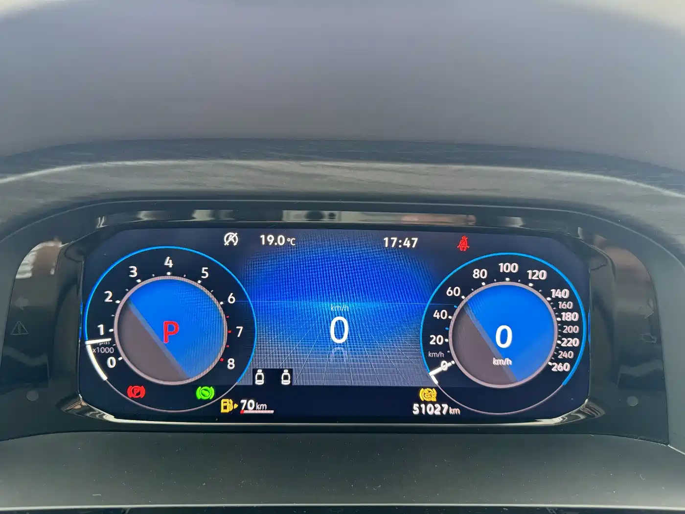 Volkswagen Viloran 2023 380TSI Premium Edition фото 6