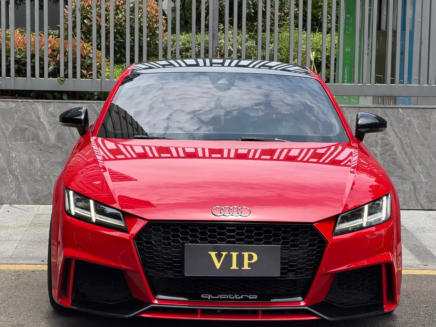 Audi TTS 2016 TTS Coupe 2.0TFSI quattro фото 2