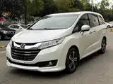 Photo 1 - Honda Odyssey