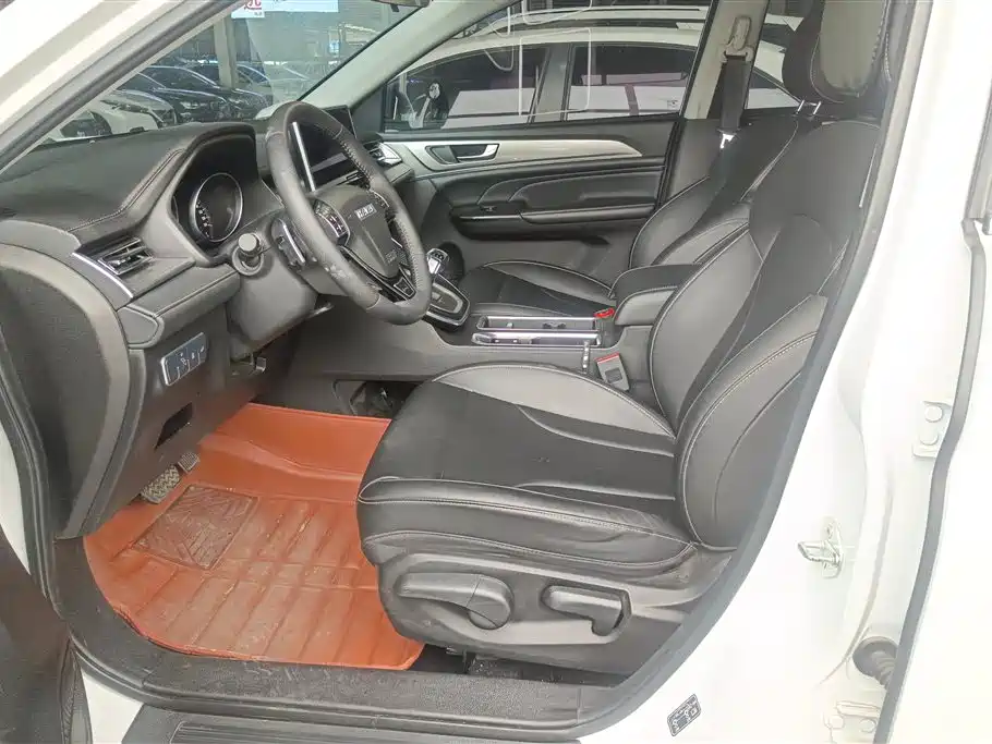 Haval M6 2021 PLUS 1.5T DCT Elite Smart Connect фото 9