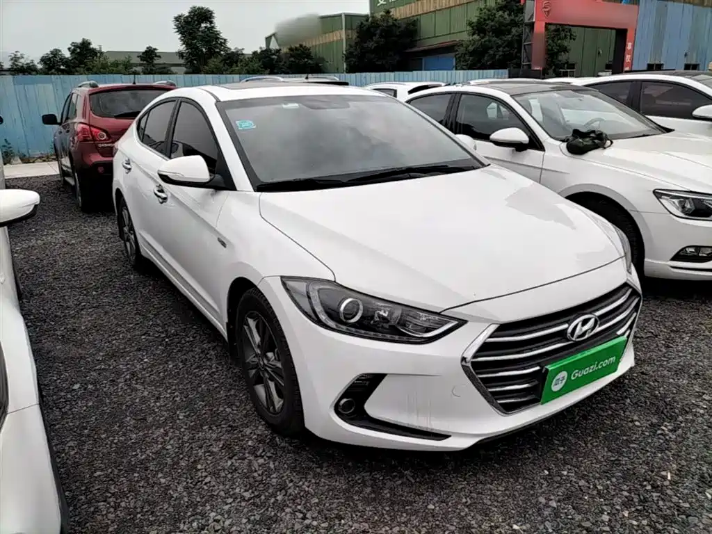 Hyundai Elantra 2016 1.4T DCT Dynamic·Vitality фото 4