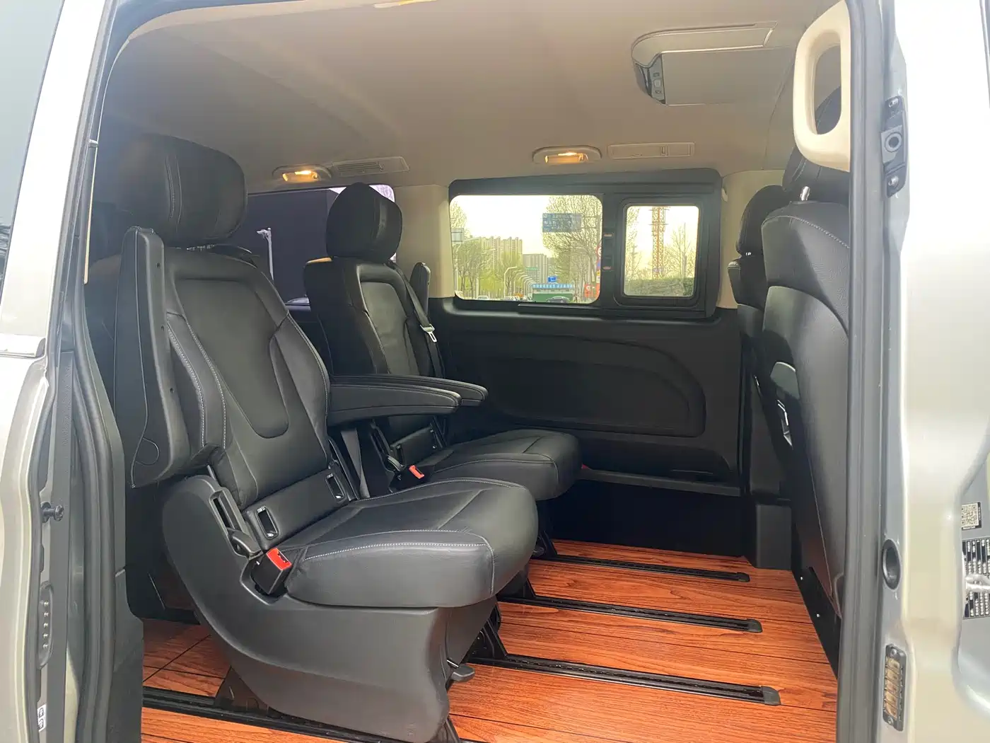 Mercedes-Benz Vito 2018 2.0T Elite Edition 7-seater China VI фото 8