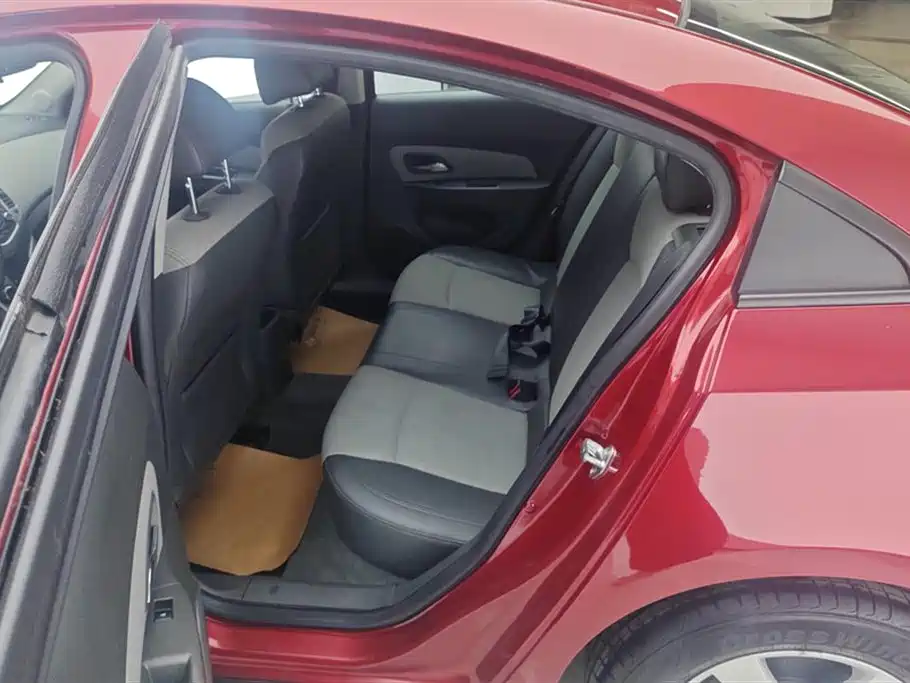 Chevrolet Cruze 2011 2009 1.6L SL MT