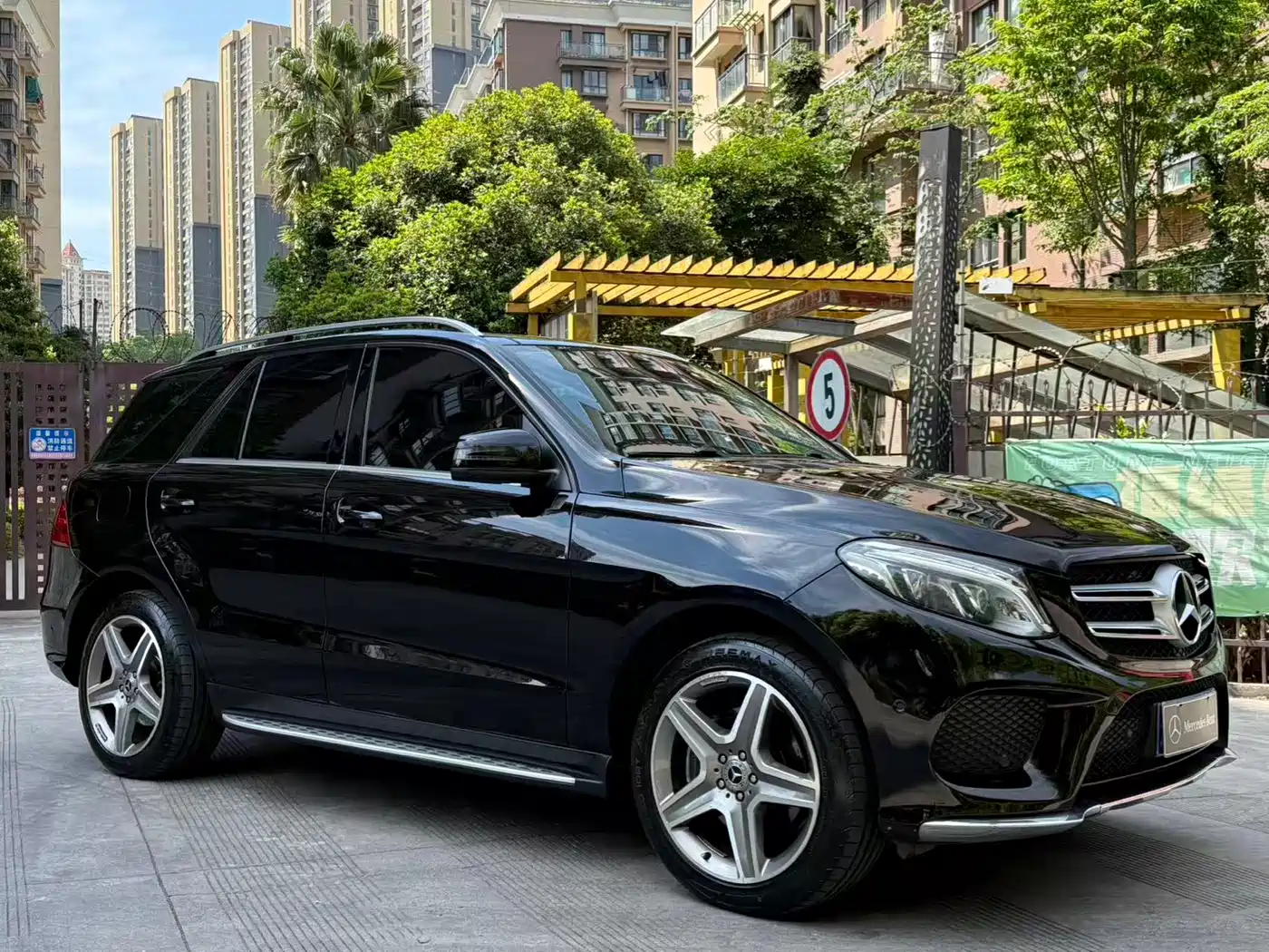 Mercedes-Benz GLE 2015 GLE 400 4MATIC фото 2