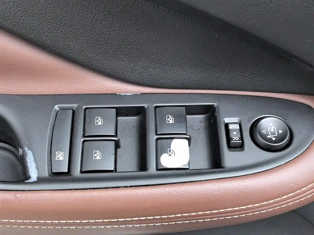 Buick Envision Plus 2014 28T 4WD Luxury фото 9
