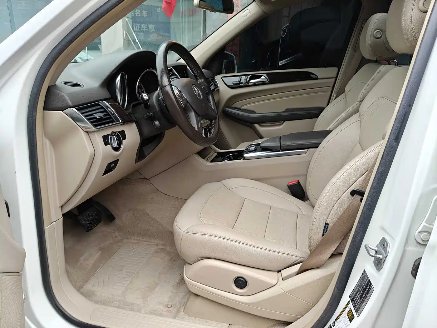 Mercedes-Benz M-Class фото 7