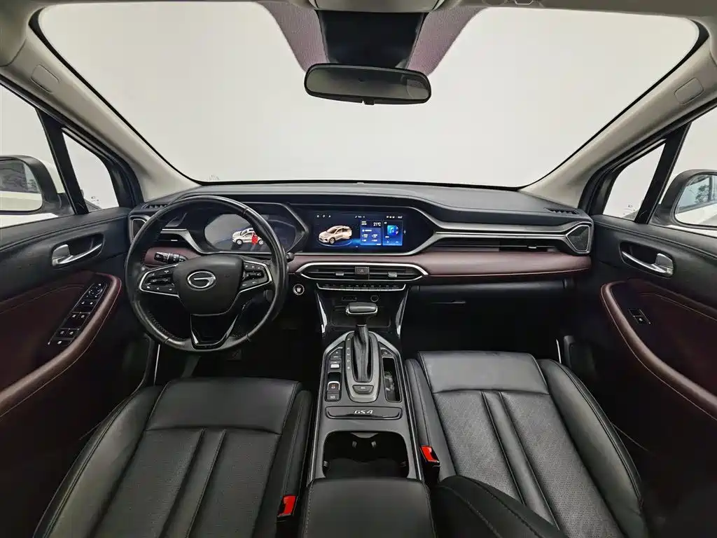 GAC Trumpchi Trumpchi GS4 2020 270T Automatic Smart Connect Tech Version фото 5