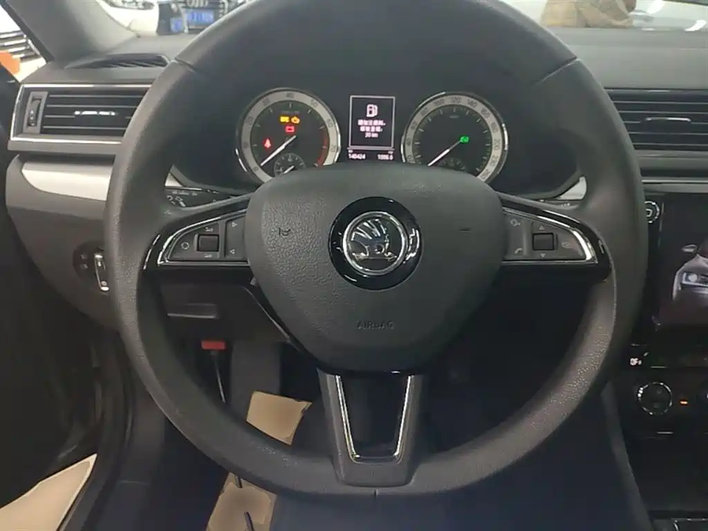 Škoda Superb 2018 TSI280 DSG Comfort (China V) фото 11