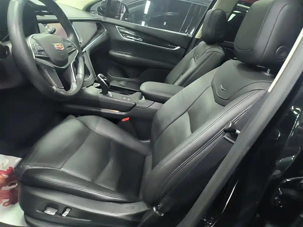 Cadillac XT5 2018 25T Luxury фото 15