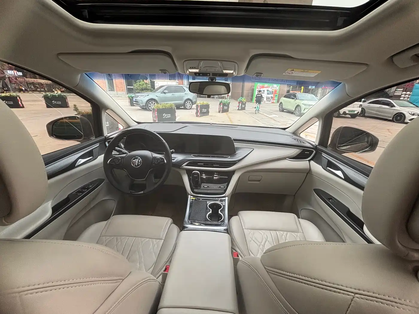 Buick GL8 2023 ES Landmaster Exclusive фото 5