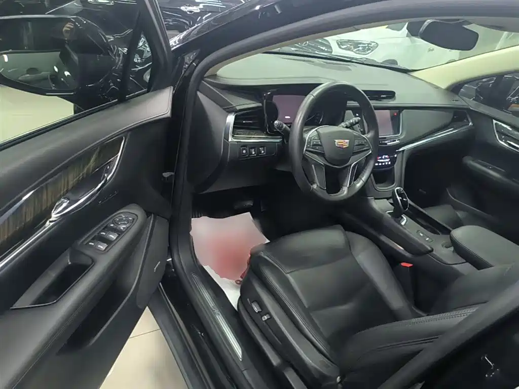 Cadillac XT5 2018 25T Luxury фото 16