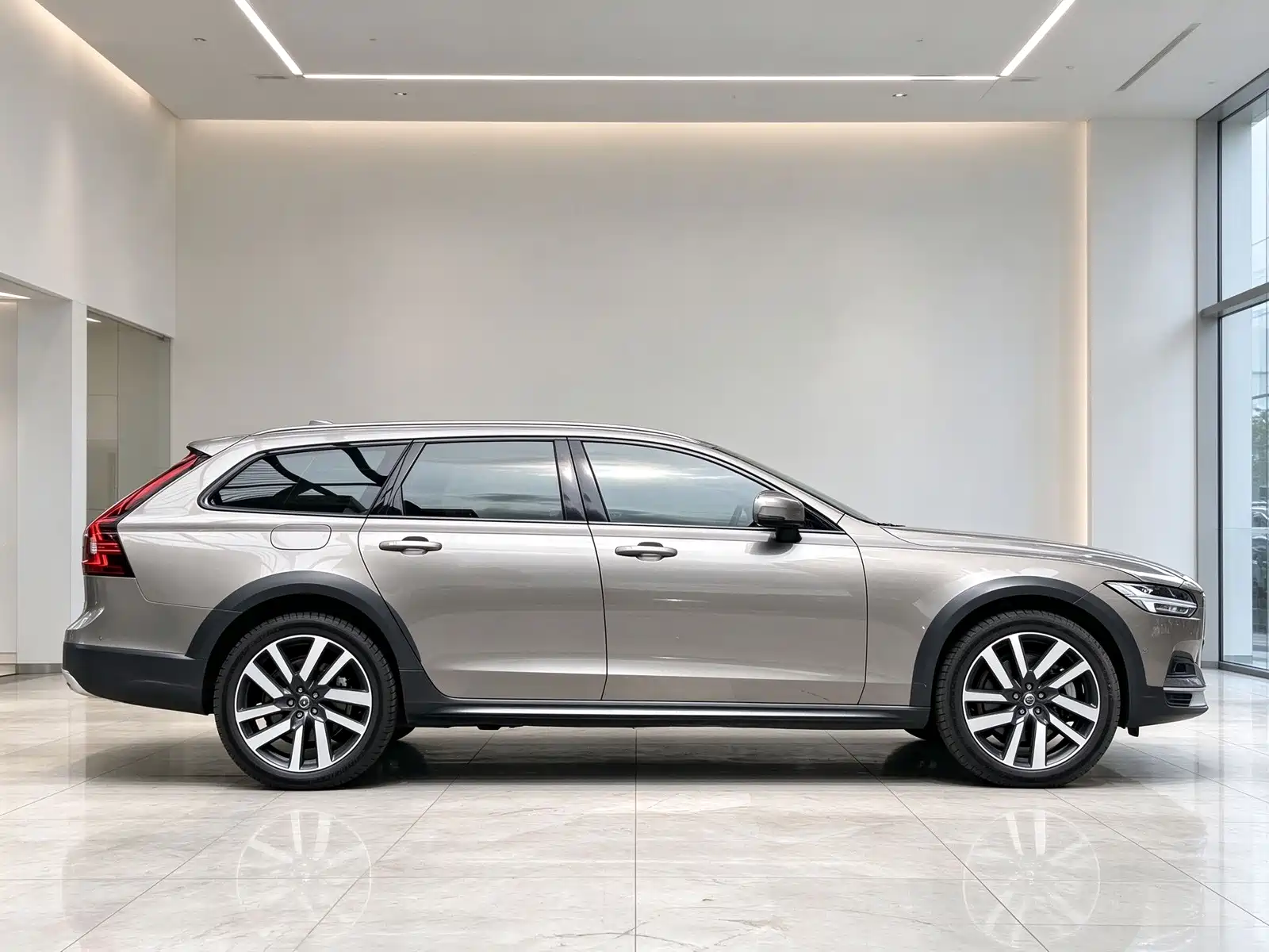 Photo 7 - Volvo V90