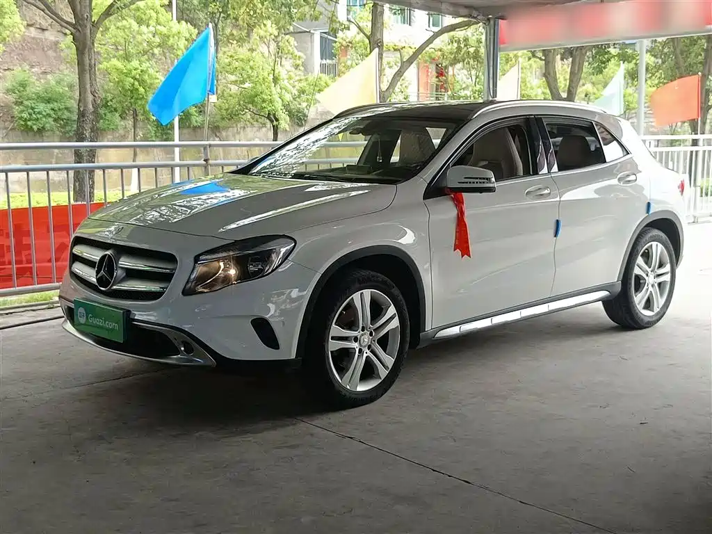Mercedes-Benz GLA 2016 GLA 200 Fashion