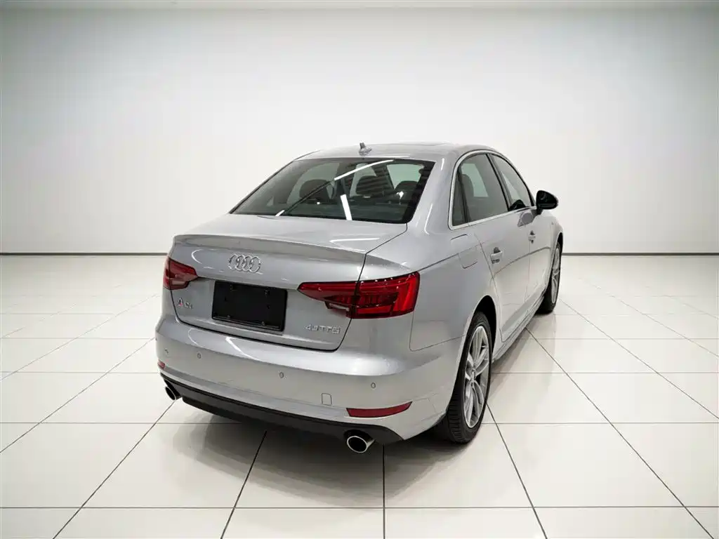 Audi A4L 2017 40 TFSI Fashion Edition фото 7