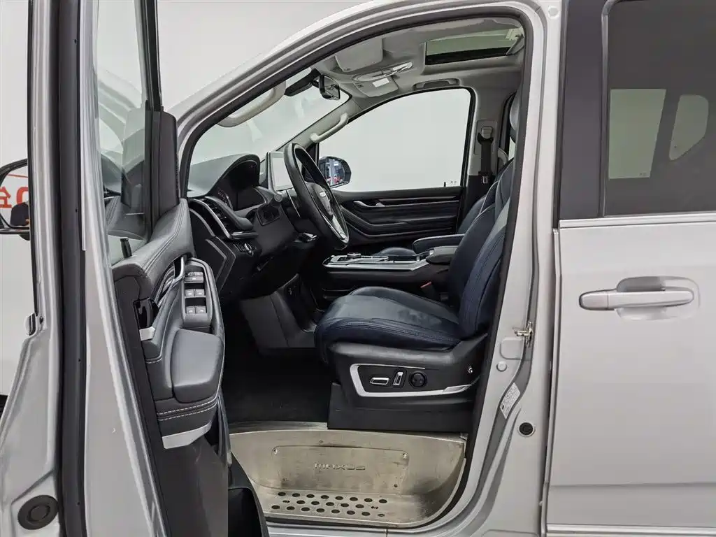 SAIC Maxus Maxus G20 2020 2.0T Gasoline Automatic Luxury фото 10