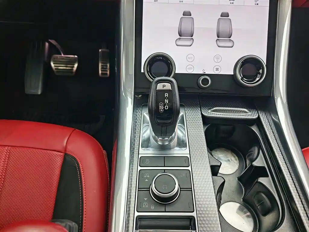 Land Rover Range Rover Sport 2021 3.0 L6 Gloss Black Edition фото 13