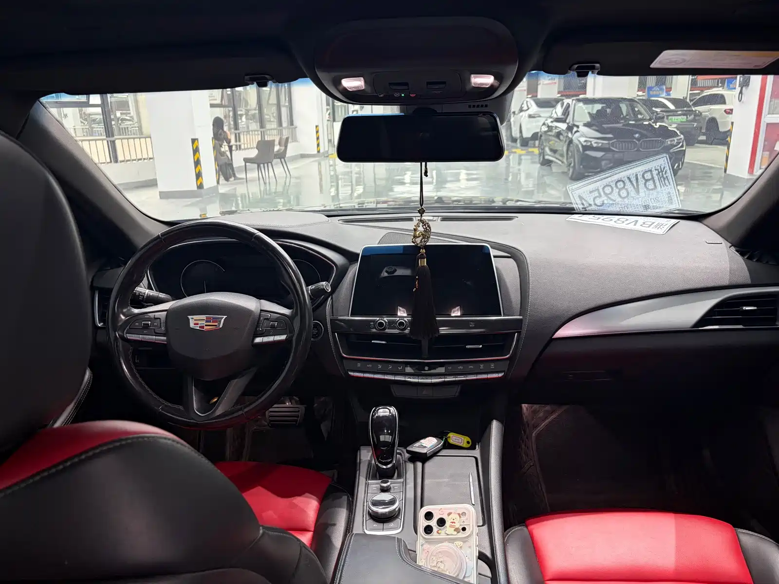 Фото 10 - Cadillac CT5