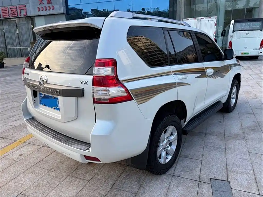 Toyota Prado 2016 2.7L Auto Luxury Edition фото 9