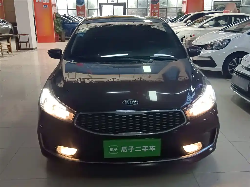 Kia K3 2017 1.6L Automatic 15th Anniversary Special GLS фото 3