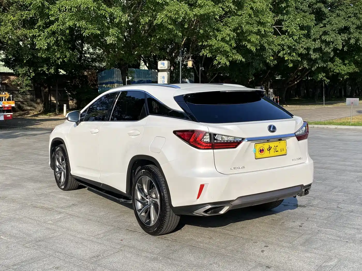 Lexus RX 2016 300 4WD Elegance Edition (China V) фото 7