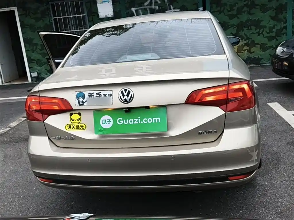 Volkswagen Bora 2018 1.5L Automatic Fashion фото 6