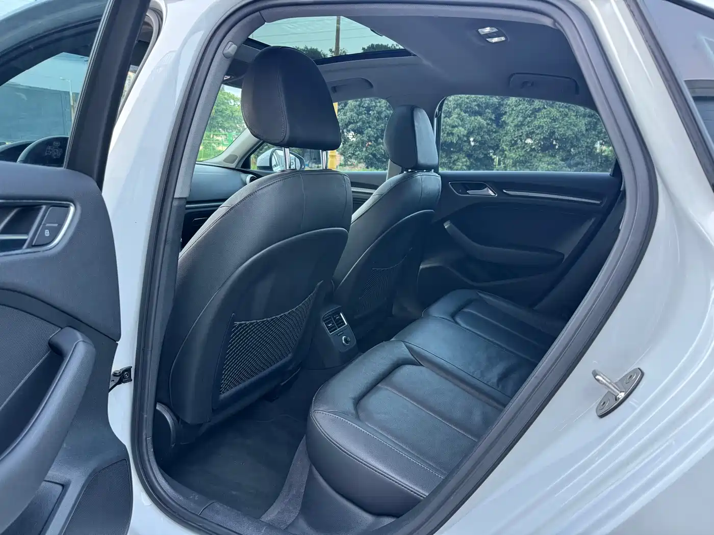 Audi A3 2017 Limousine 40 TFSI Style фото 12
